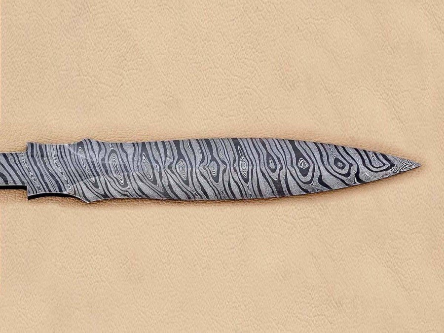 Twisted Damascus Steel Custom Made 2 Edged Dagger Blade Blank