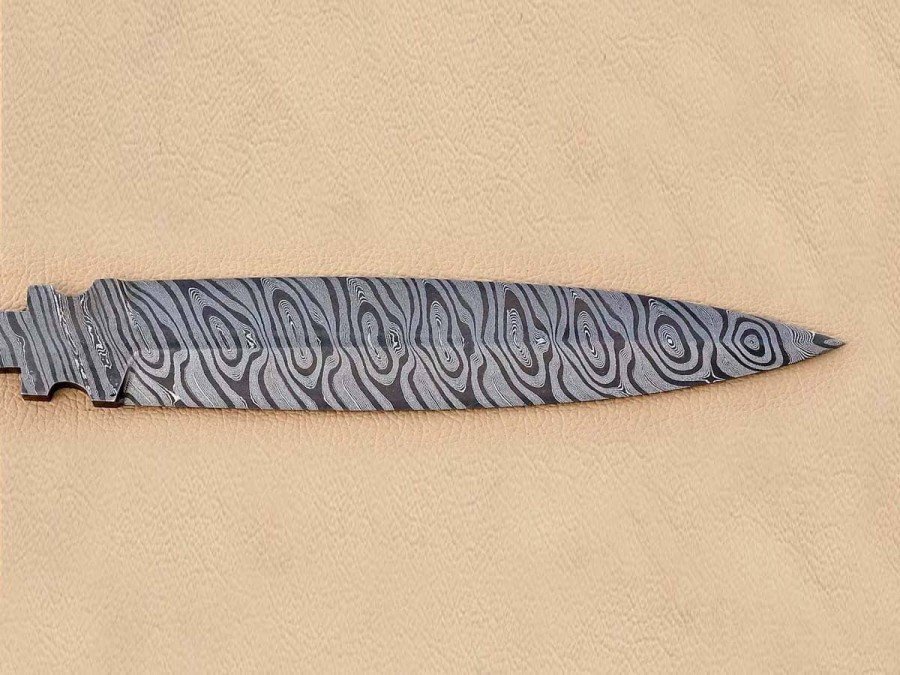 Twisted Damascus Steel Custom Made 2 Edged Dagger Blade Blank