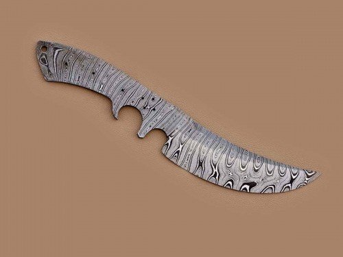 Custom made Damascus Steel Sub Hilt Skinner Knife Blade Blank