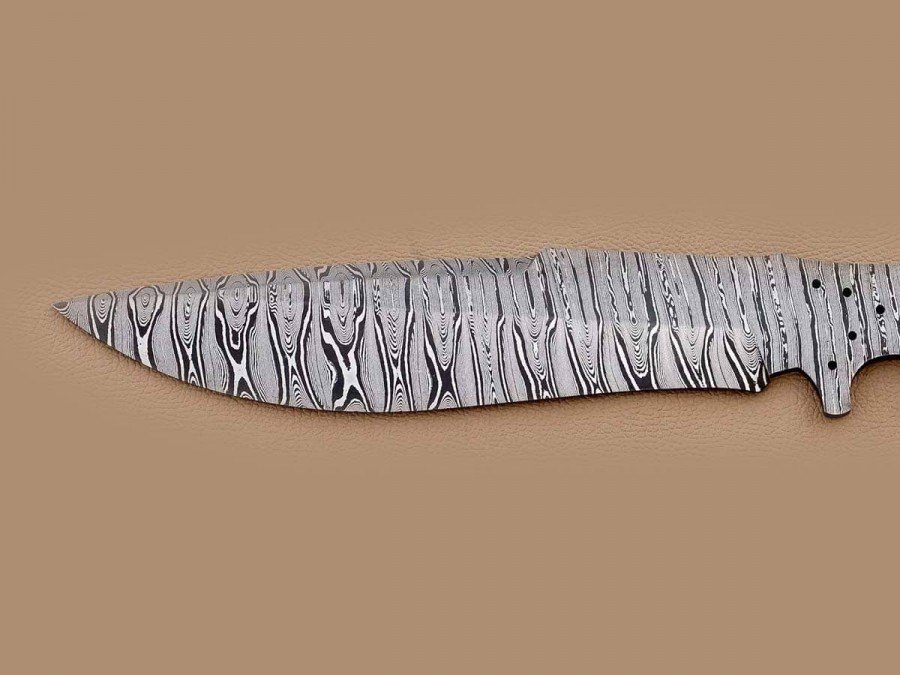 Custom made Damascus Steel Sub Hilt Recurve Bowie Knife Blade Blank