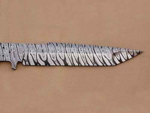 Custom made Damascus Steel Sub Hilt Fighter Bowie Knife Blade Blank