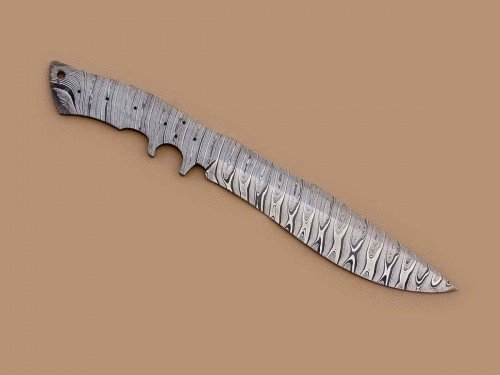 Custom made Damascus Steel Sub Hilt Fighter Bowie Knife Blade Blank