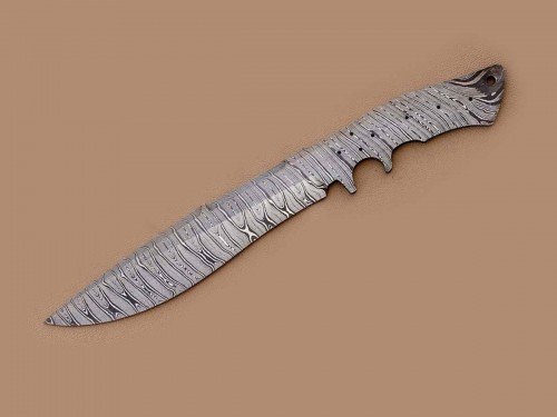 Custom made Damascus Steel Sub Hilt Fighter Bowie Knife Blade Blank