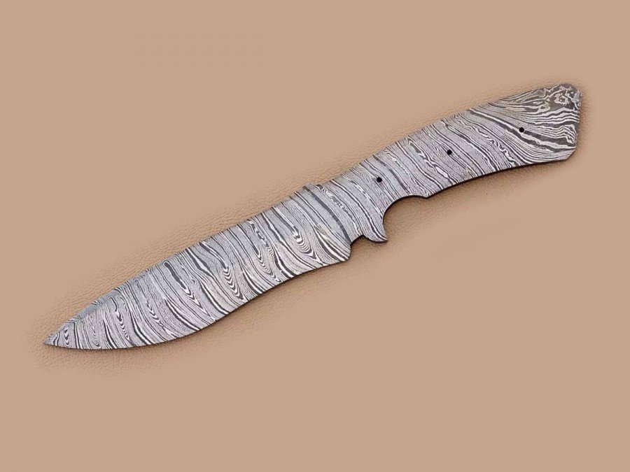 Custom made Damascus Steel Sub Hilt Skinner Knife Blade Blank