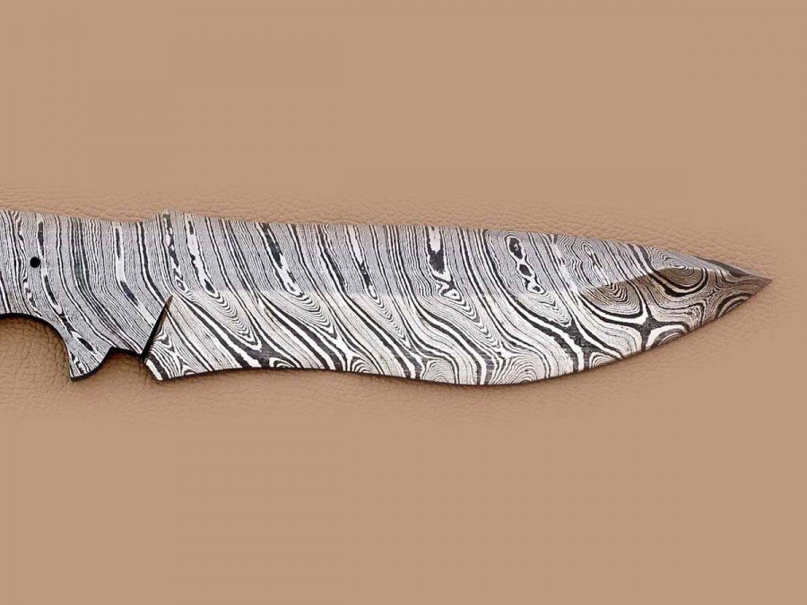 Custom made Damascus Steel Sub Hilt Skinner Knife Blade Blank