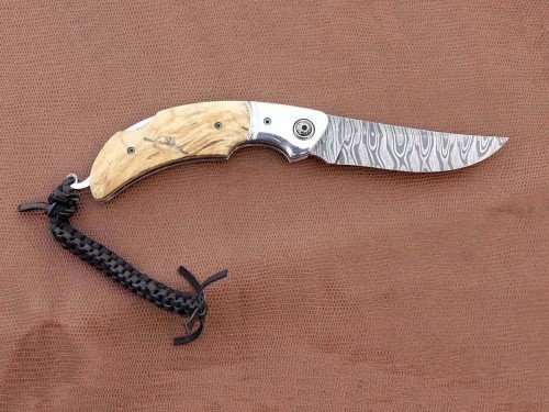 Custom Hand Made Lock Back Twisted Damascus Steel Folding Knife