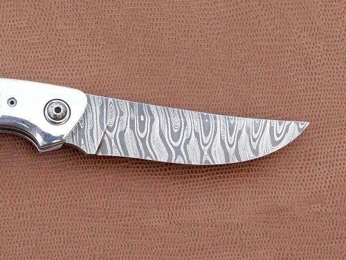 Custom Hand Made Lock Back Twisted Damascus Steel Folding Knife