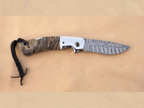 Custom Hand Made Hunting ..Lock Back..Twisted Steel Damascus Folding Knife