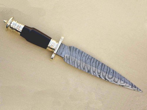 Custom Handmade Twist Pattern Damascus Steel Dagger Knife