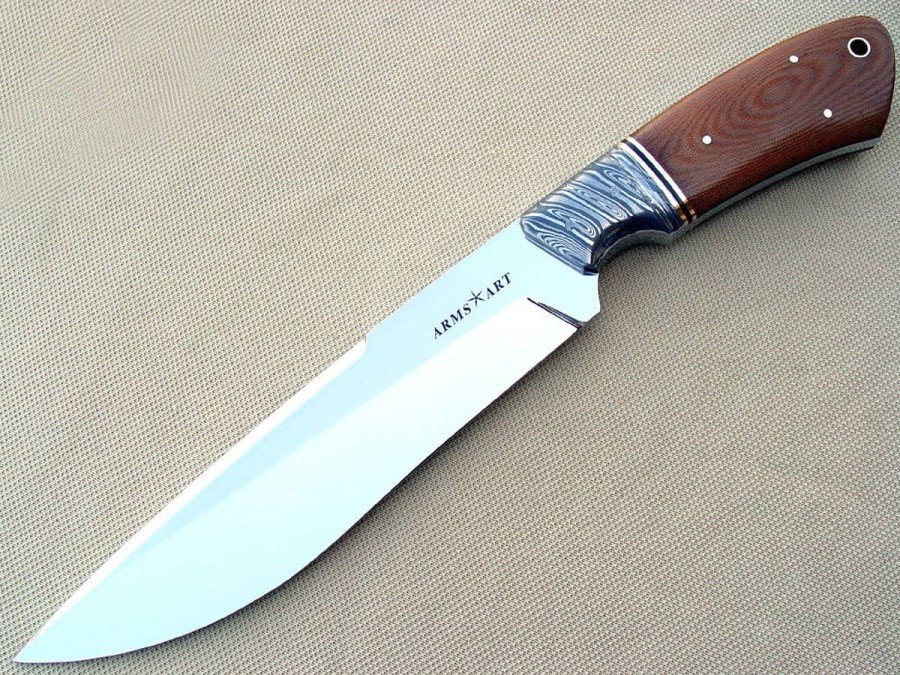 S.S. 440c Hunting Knive